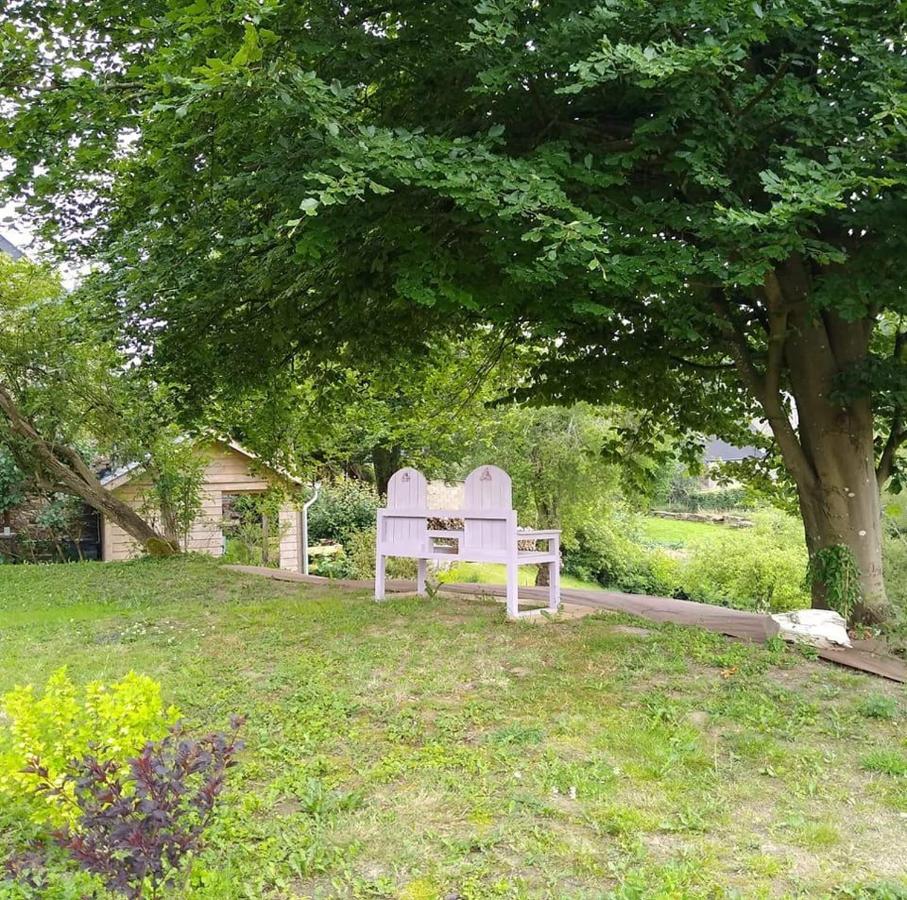 Hotel La Bourgseigneurie Bourseigne-Vieille Esterno foto